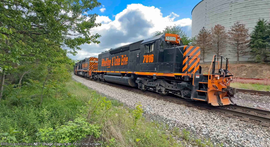 WE 7016